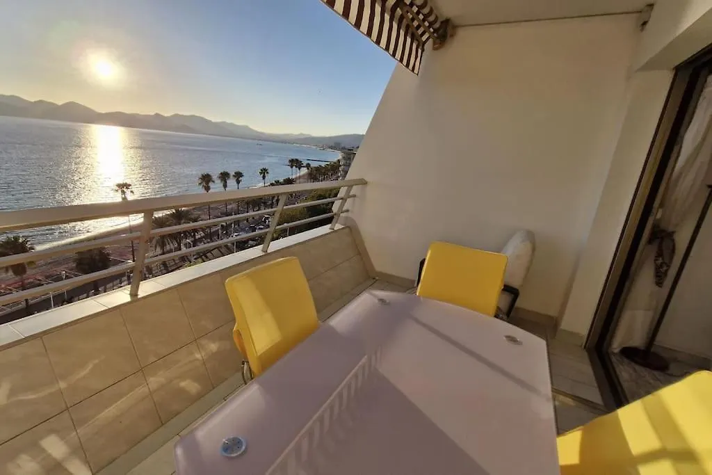 Cannes Seaside Beachfront Bord De Mer