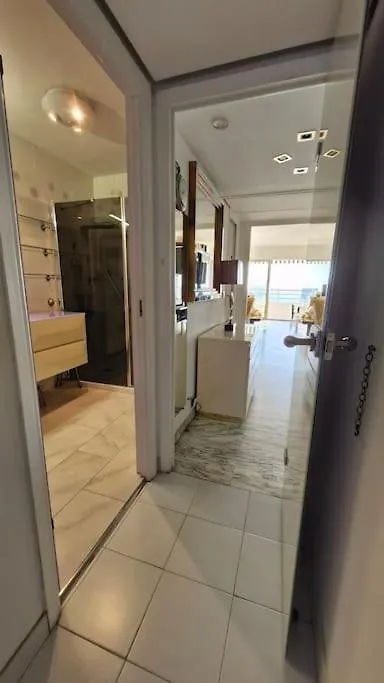 Cannes Seaside Beachfront Bord De Mer Apartment